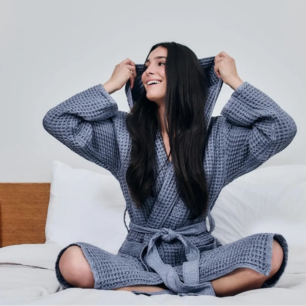 Onsen Waffle Weave Hooded Robe - Size Small, Unisex - Picture 7 of 12